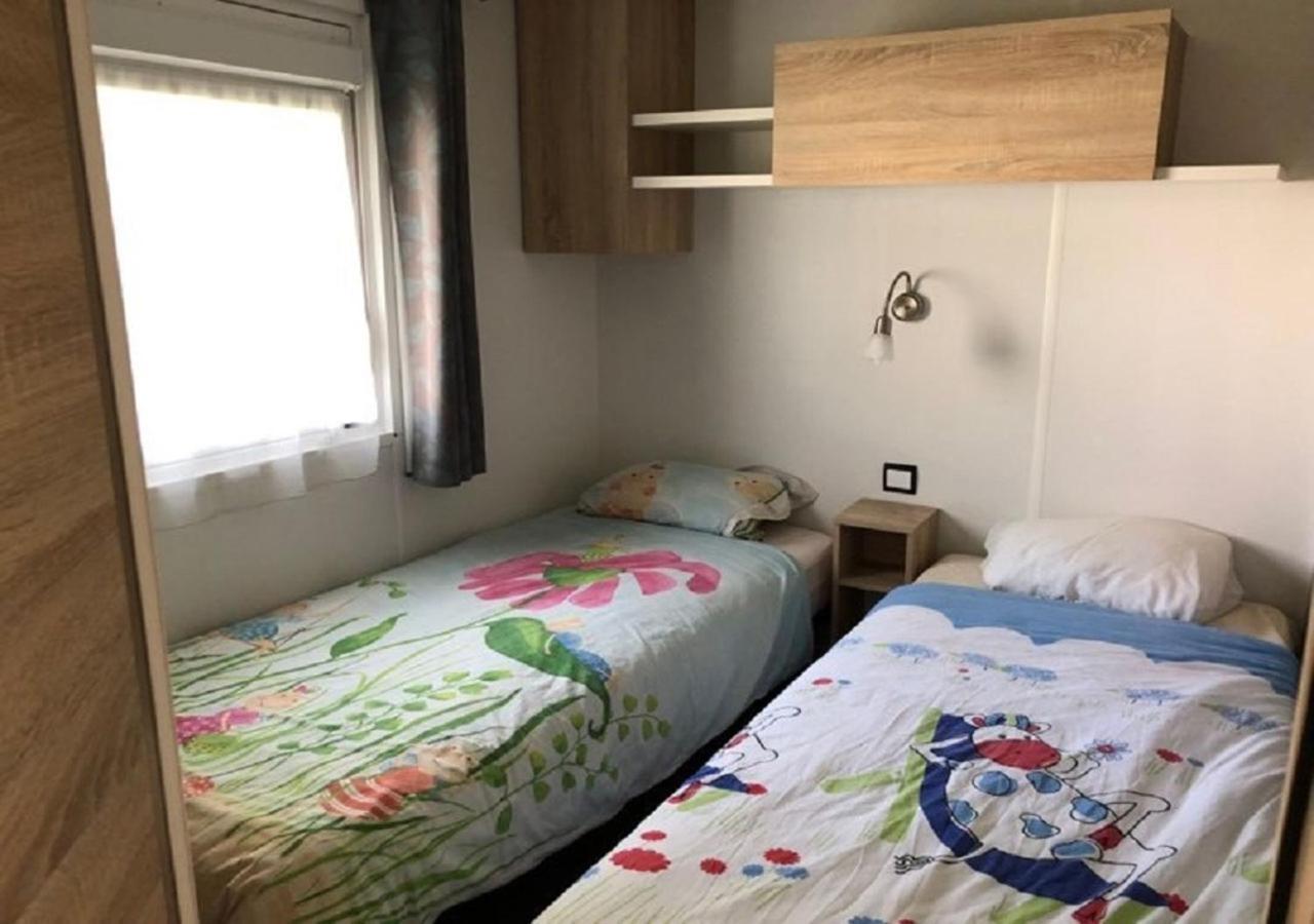 Mobilhome Cosy - Espace Aquatique - Lac Gastes Dış mekan fotoğraf